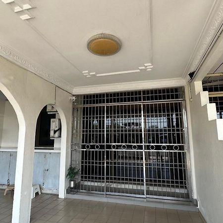 Taman Bagan Single Storey Terrace House, 9Mins To Sunway Carnival Mall, Seberang Jaya 巴特沃思 外观 照片